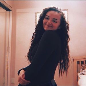 Meet your Posher, Samantha